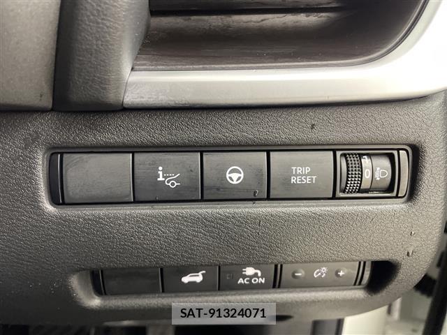 Nissan X-TRAIL 2024 8928539-8