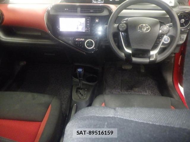 Toyota AQUA 2018 8705901-3