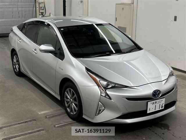 Toyota PRIUS 2016 8911382-0