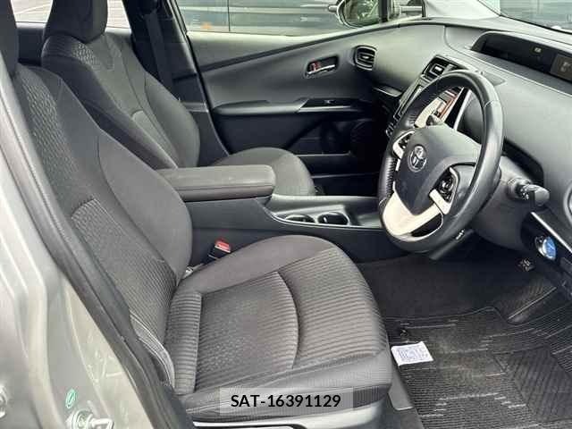 Toyota PRIUS 2016 8911382-7