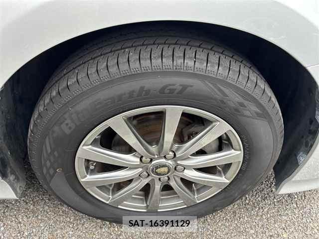 Toyota PRIUS 2016 8911382-9
