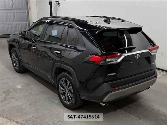 Toyota RAV4 2025 8937683-1