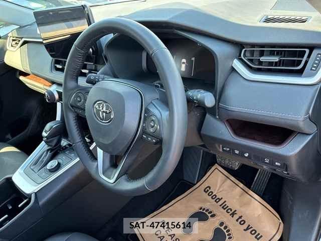 Toyota RAV4 2025 8937683-3