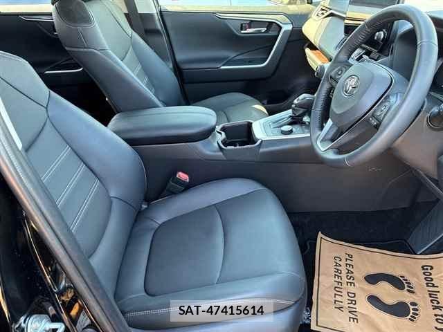 Toyota RAV4 2025 8937683-7