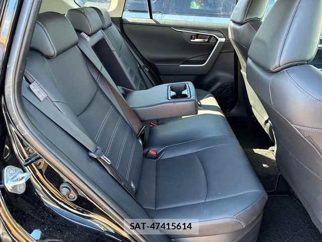 Toyota RAV4 2025 8937683-8
