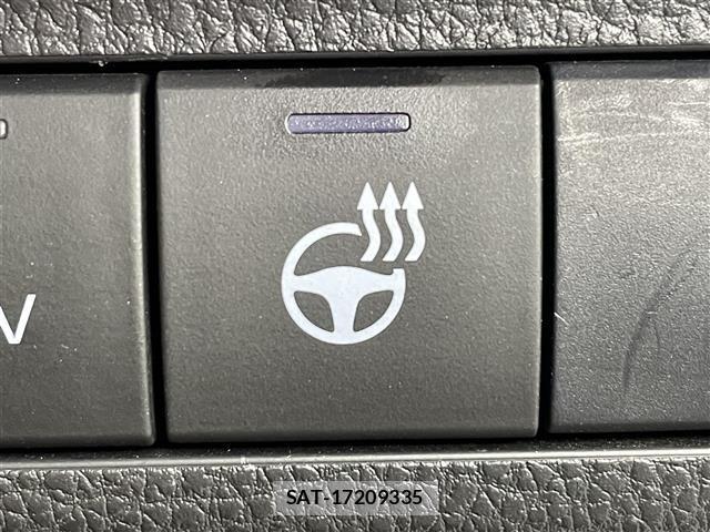Toyota RAV4 2021 8938103-2