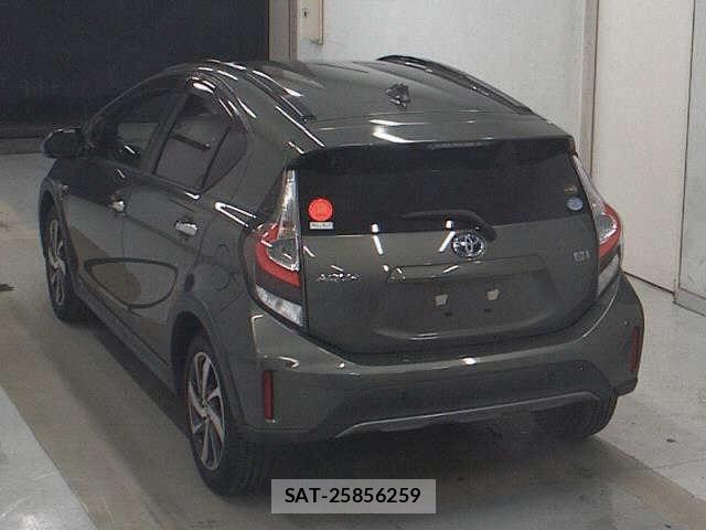 Toyota AQUA 2019 8949874-1