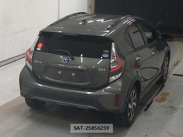 Toyota AQUA 2019 8949874-5