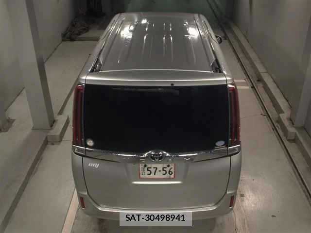 Toyota NOAH 2019 8765177-7
