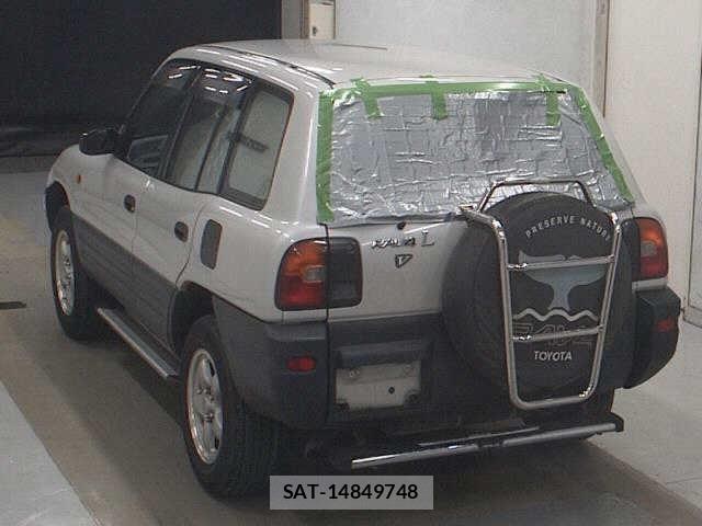 Toyota RAV4 1995 8709607-1