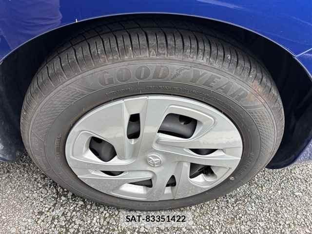 Toyota AQUA 2021 8862384-9
