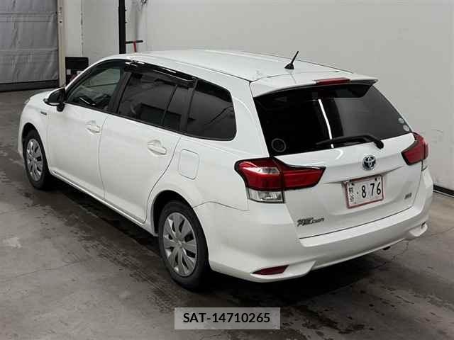 Toyota COROLLA FIELDER 2017 8689051-1