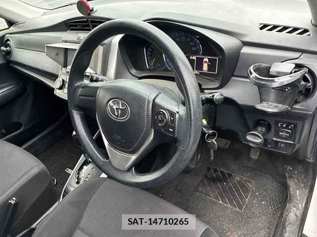 Toyota COROLLA FIELDER 2017 8689051-3