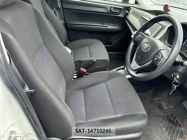 Toyota COROLLA FIELDER 2017 8689051-7