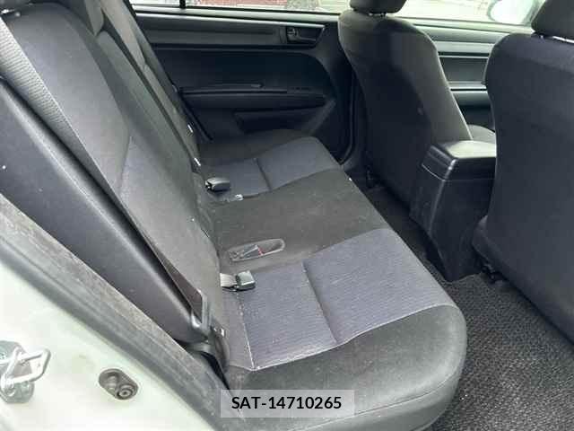 Toyota COROLLA FIELDER 2017 8689051-8