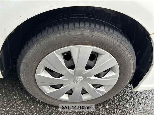 Toyota COROLLA FIELDER 2017 8689051-9