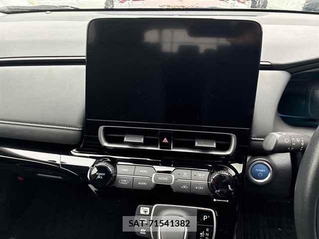 Toyota AQUA 2023 8944457-6