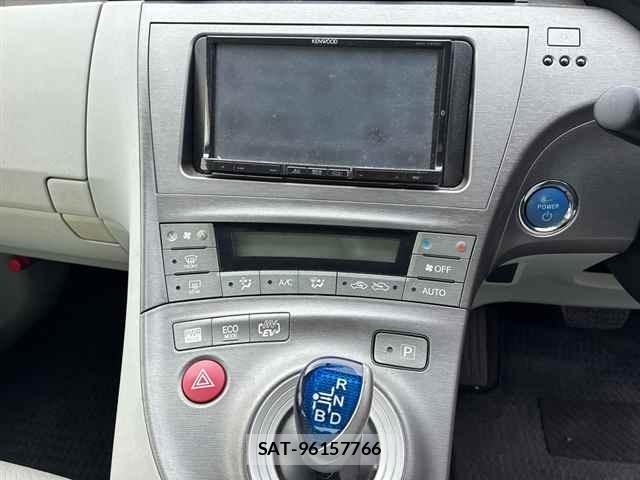 Toyota PRIUS PHV 2012 8807487-6