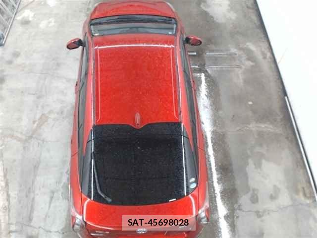Toyota PRIUS 2017 8911384-10