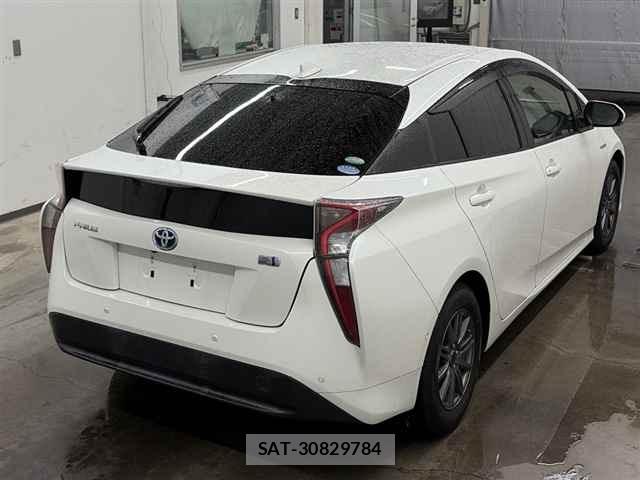 Toyota PRIUS 2017 8911385-5