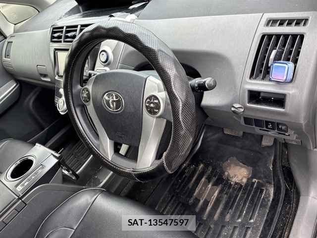 Toyota PRIUS 2012 8680695-3