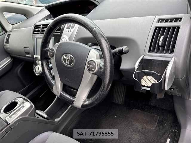 Toyota PRIUS 2013 8680696-3