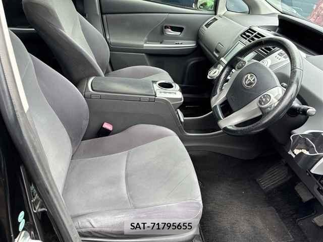 Toyota PRIUS 2013 8680696-7