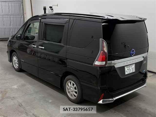 Nissan SERENA 2017 8921169-1