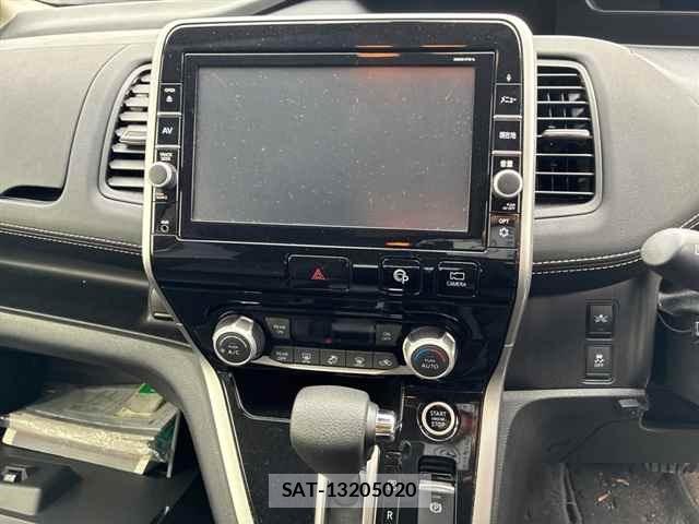 Nissan SERENA 2018 8693064-6