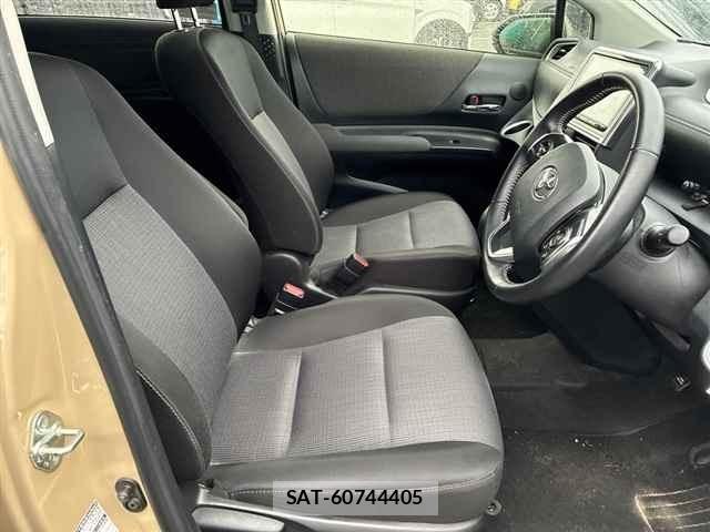 Toyota SIENTA 2022 8692457-7