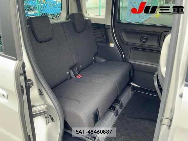 Suzuki SPACIA 2022 8678758-5