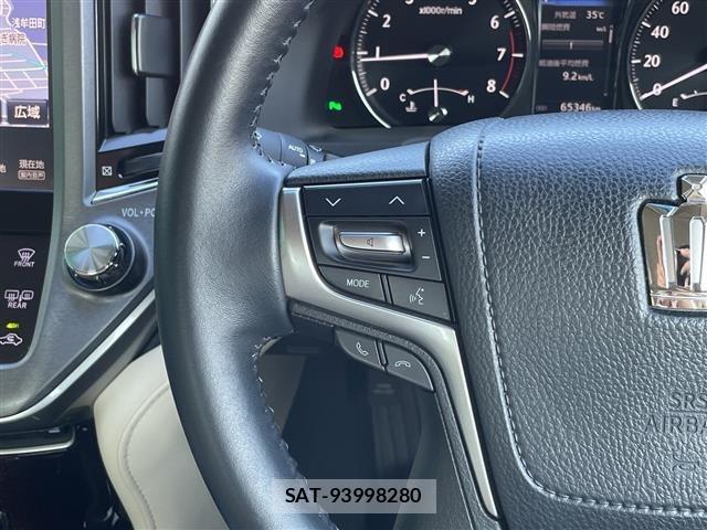 Toyota CROWN 2017 8680504-7