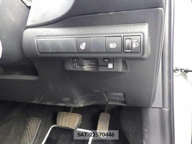 Toyota COROLLA TOURING 2024 8717233-6