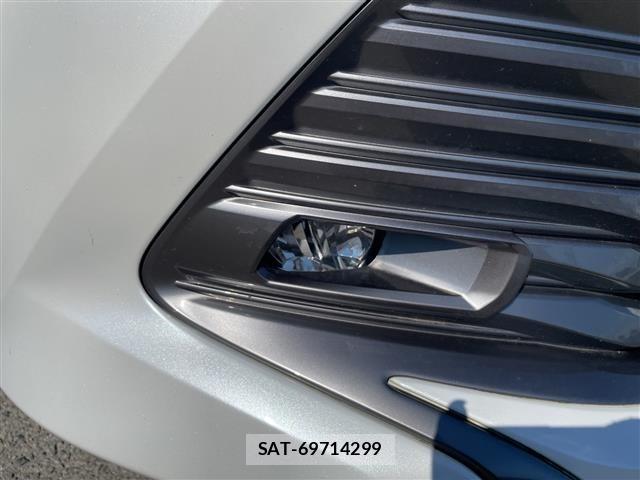 Toyota CAMRY 2017 8885018-11