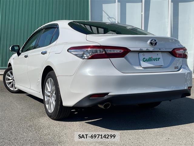 Toyota CAMRY 2017 8885018-13