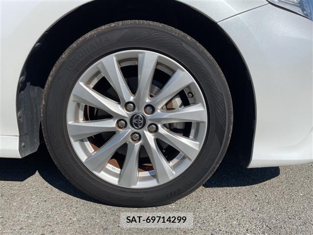 Toyota CAMRY 2017 8885018-20