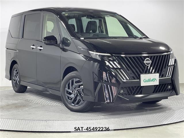 Nissan SERENA 2026 8924657-0