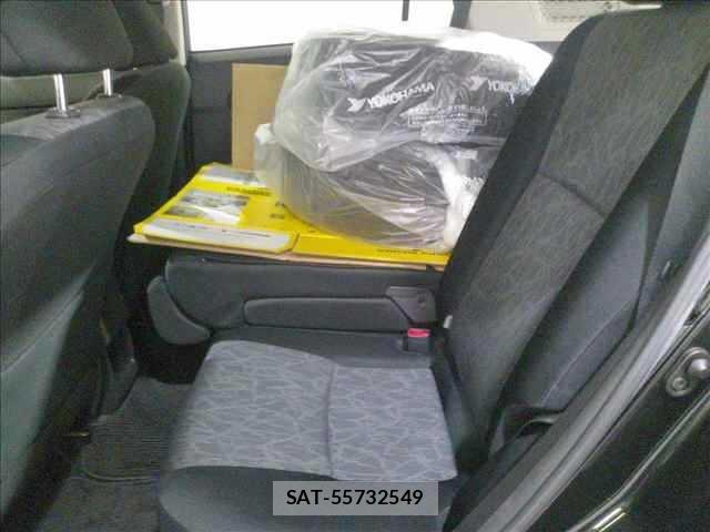 Toyota COROLLA RUMION 2014 8807810-6
