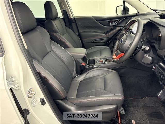 Subaru FORESTER 2023 8897360-9