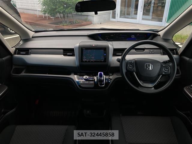 Honda FREED 2017 8684157-14