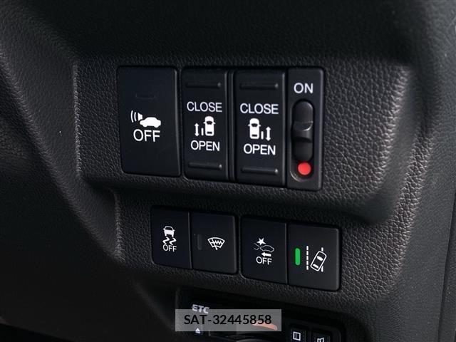 Honda FREED 2017 8684157-9