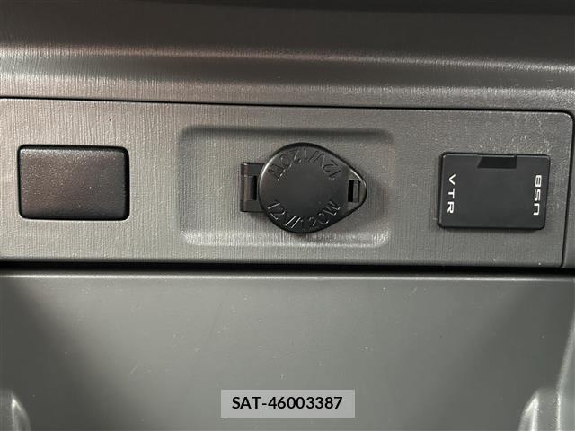 Toyota PRIUS 2012 8938587-22