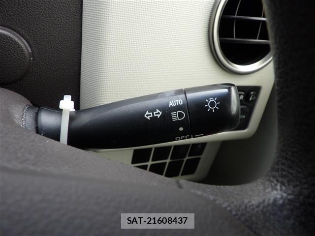 Toyota SPADE 2014 8917297-10