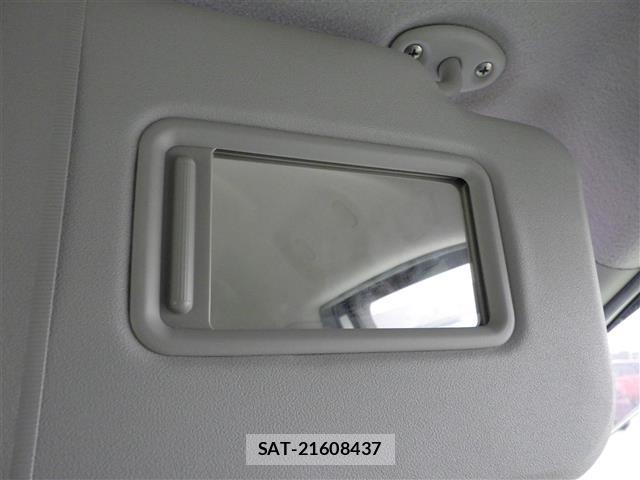 Toyota SPADE 2014 8917297-12