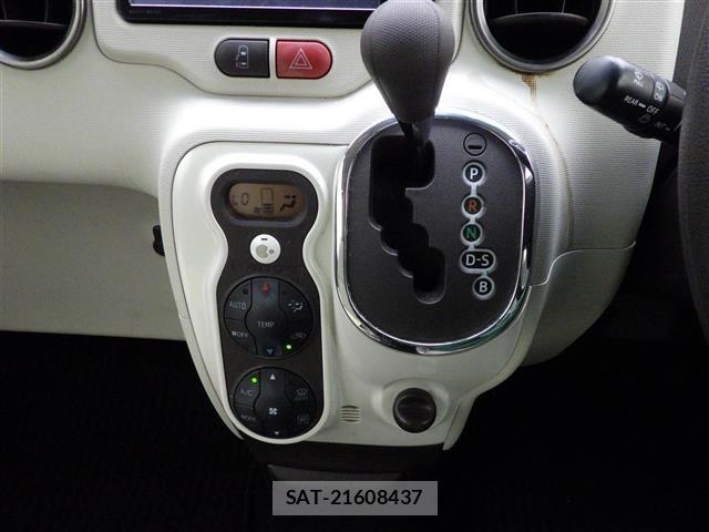 Toyota SPADE 2014 8917297-3