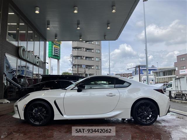 Toyota 86 2024 8891674-10