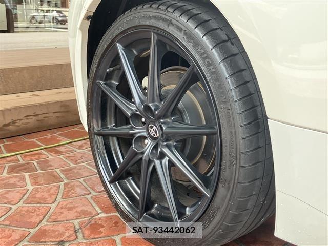Toyota 86 2024 8891674-8