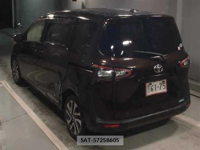 Toyota SIENTA 2015 8672392-1