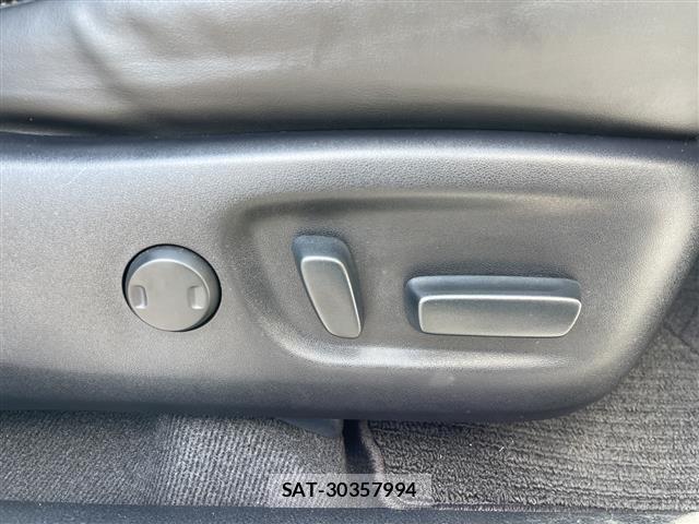 Toyota HARRIER 2017 8936921-4