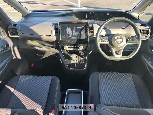 Nissan SERENA 2022 8670969-13
